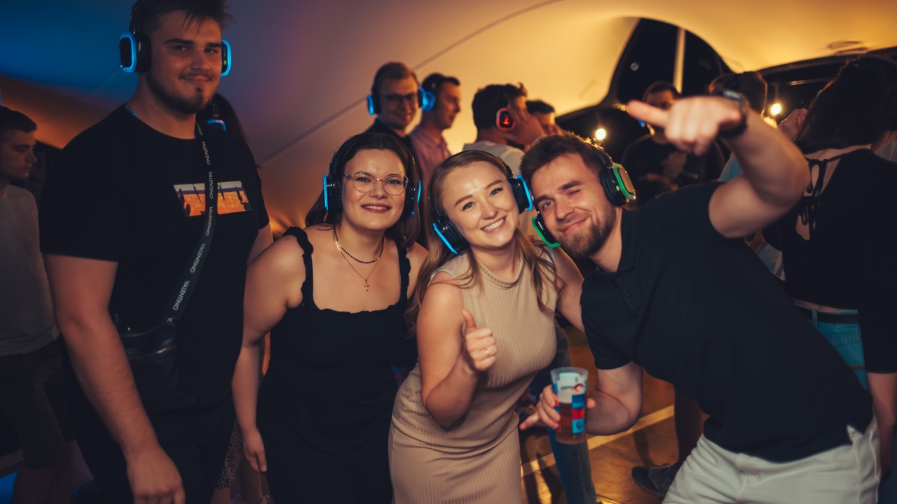 SILENT DISCO